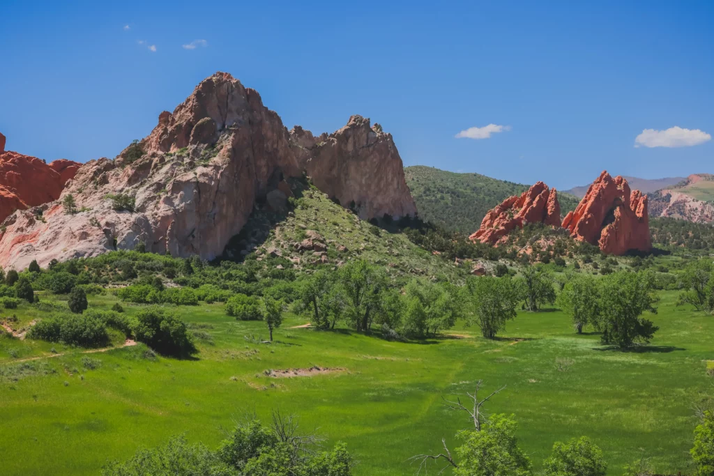 See Amazing Pictures Of The Garden Of The Gods In Colorado   Garden Of The Gods Summer 1 1024x683.webp